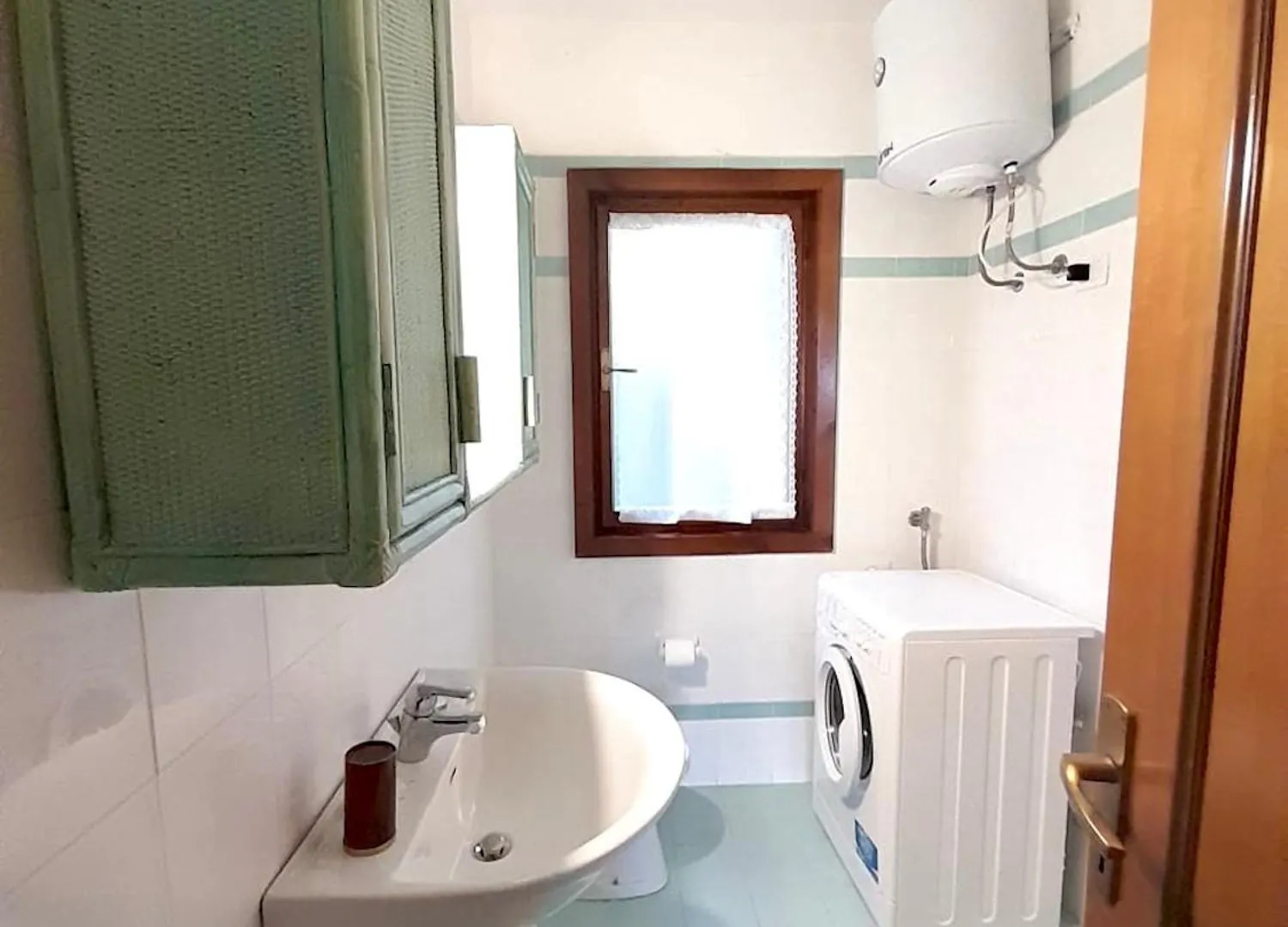 Isa-Residence In Marinella Just 100 Mt From The Sea Italy